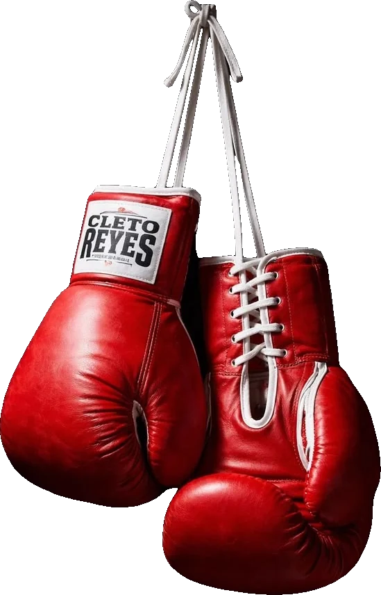 Par de guantes de box rojos colgados de sus agujetas