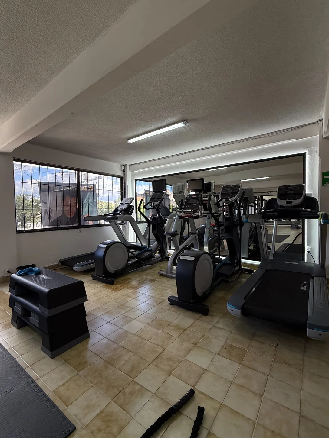Caminadoras y aparatos de cardio del gimnasio